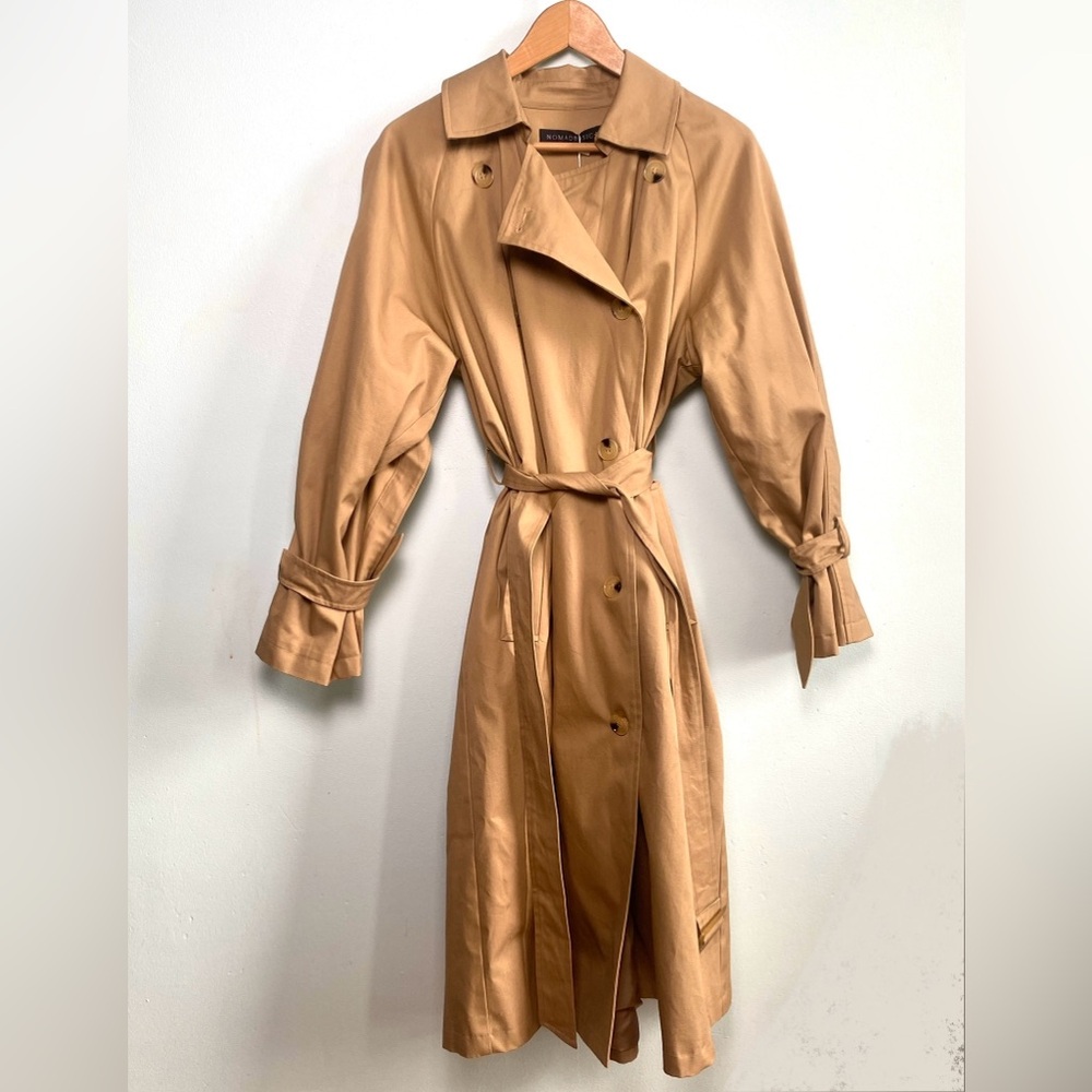 Classic Tan Trench Coat - Picture 2 of 8